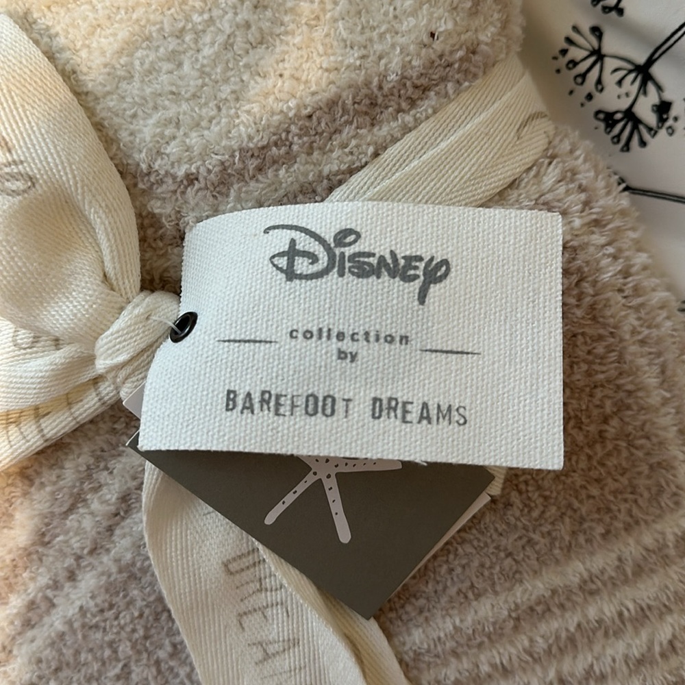 NWT Disney Parks Barefoot Dreams CozyChic Art Deco Mickey Mouse Scarf - Picture 4 of 6